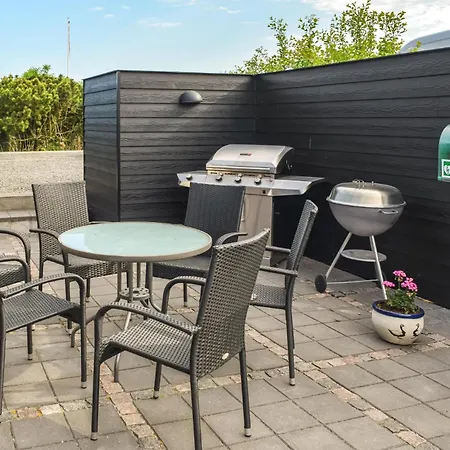Holiday home Awesome In With Wifi